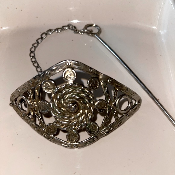 Antique vintage hair clip main image 5